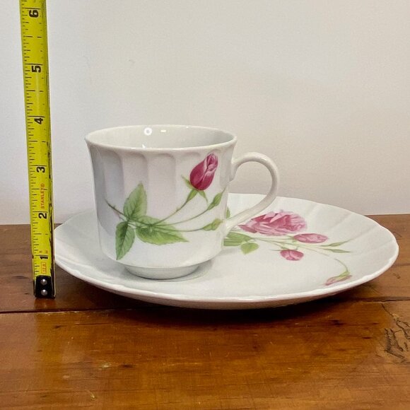 Lot of 4 (2 Sets) LORD & TAYLOR LUNCHEON PLATE & CUP FROM JAPAN - ROSE PATTERN - Picture 10 of 11